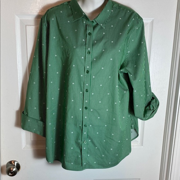 Chico's Tops - Chico's No Iron Dot Green Pinstripe Shirt Size 18 Chico’s Size 3.5